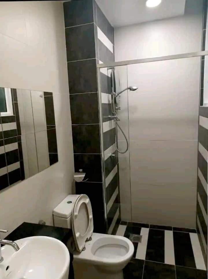 Happylucky 3room Sg Besi *
